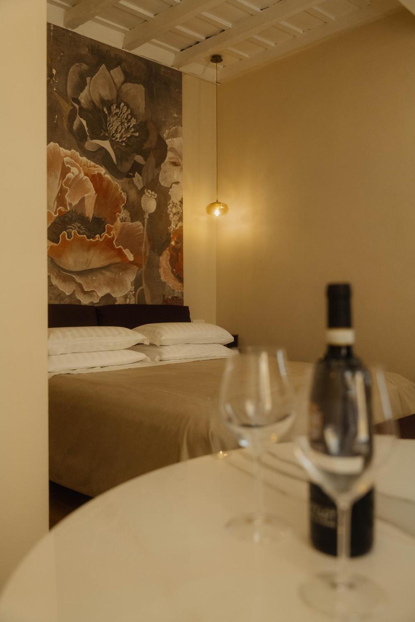 Restart Tritone Apartment *